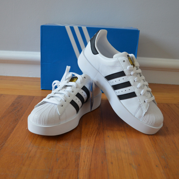 LAST ONE‼️ ADIDAS Originals Superstar Sneakers - Picture 4 of 8